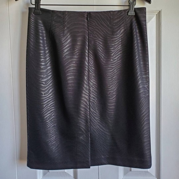 Tristan Black Pencil Skirt - Picture 4 of 5